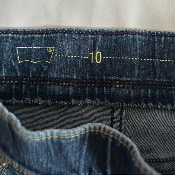 Levi’s Pull on Blue Jeans Women’s Size 4 Stretch Elastic Waist Skinny Leg Denim - Picture 2 of 10